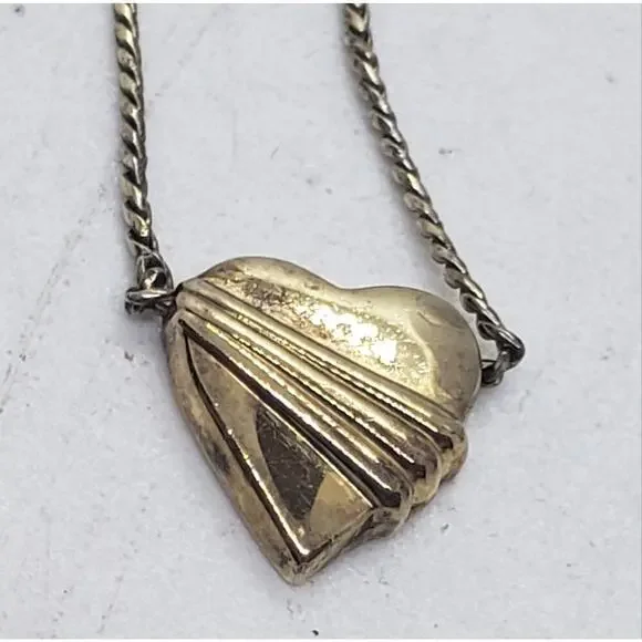 Vintage Gold Tone Puffy Heart Necklace Art Deco Pendant Chain Love Gift - Picture 3 of 6